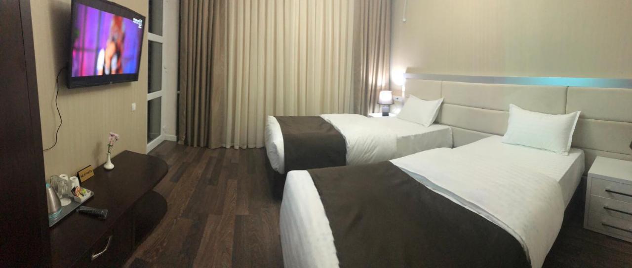 The Mirage Hotel Tasjkent Buitenkant foto